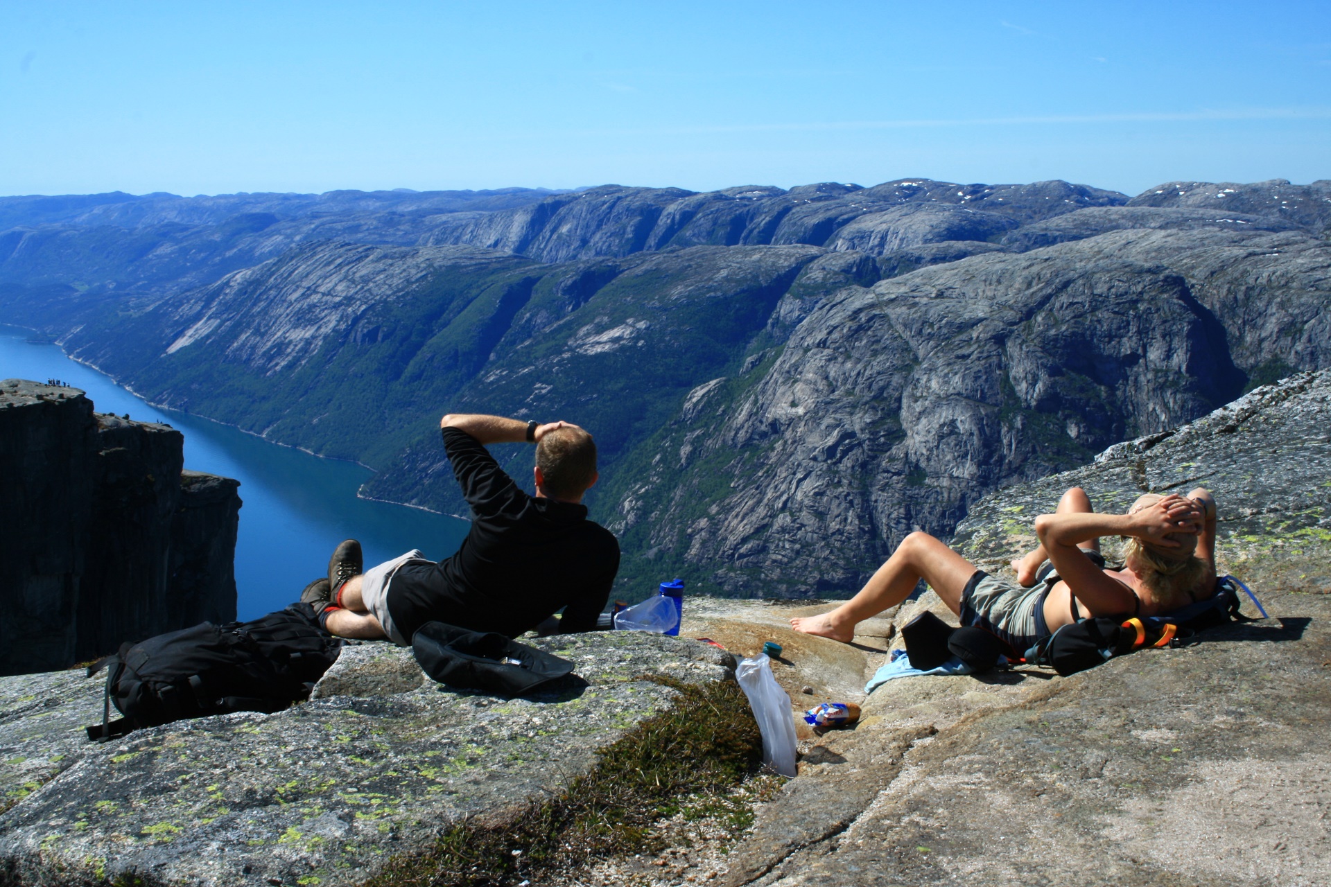 Øygardstøl via Kjerag til Langavatn - turLister